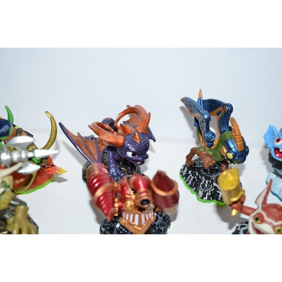 Skylanders Spyro's Adventure Figures Items Huge Lot - Picture 5 of 16